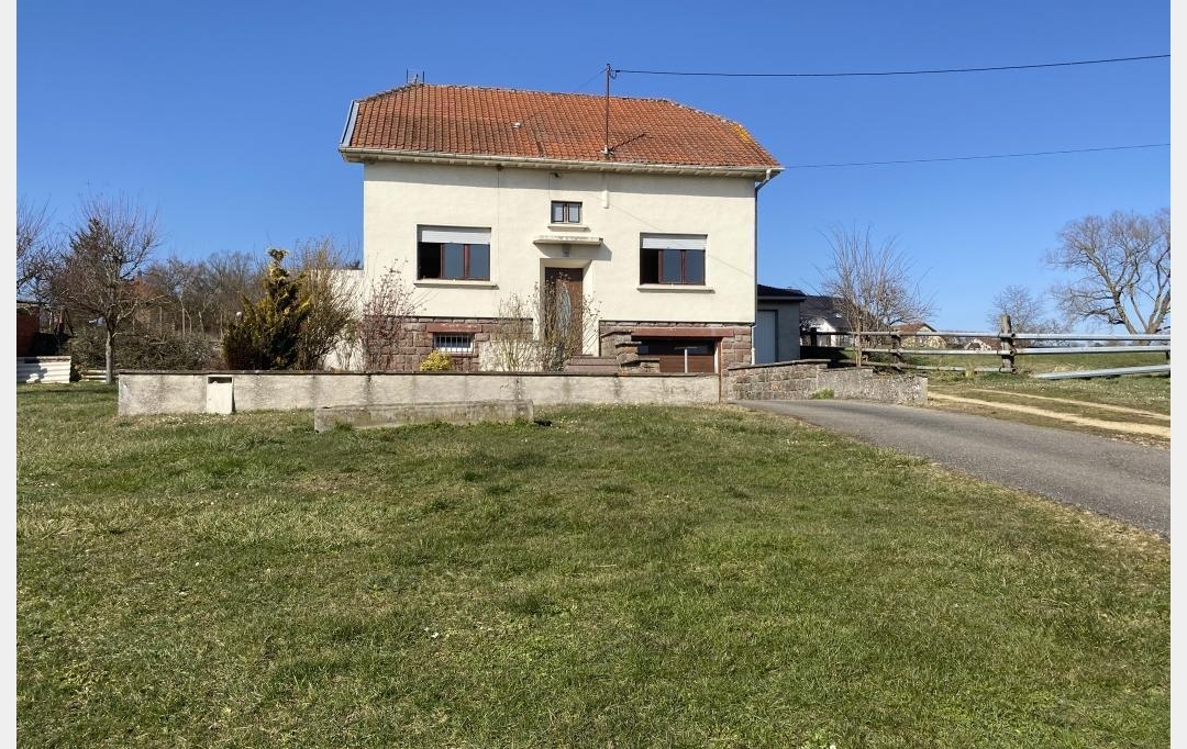 P.B. IMMO : Maison / Villa | INSMING (57670) | 119 m2 | 130 000 € 