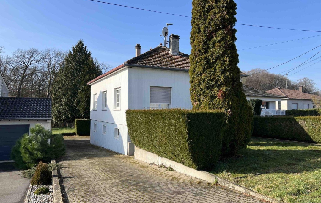 P.B. IMMO : House | PUTTELANGE-AUX-LACS (57510) | 69 m2 | 126 000 € 