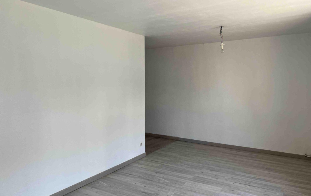 P.B. IMMO : Appartement | FORBACH (57600) | 98 m2 | 98 000 € 
