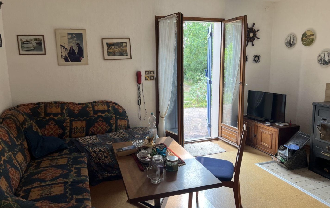 P.B. IMMO : Maison / Villa | HOLVING (57510) | 60 m2 | 104 000 € 