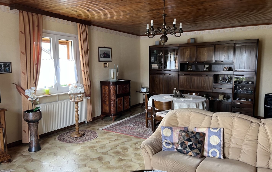 P.B. IMMO : Maison / Villa | HOLVING (57510) | 110 m2 | 228 000 € 