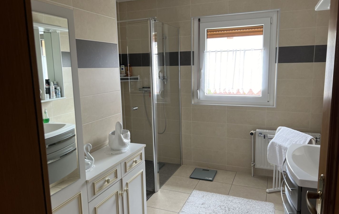 P.B. IMMO : Maison / Villa | HOLVING (57510) | 110 m2 | 228 000 € 