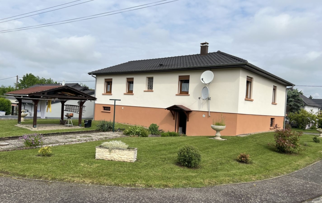 P.B. IMMO : Maison / Villa | HOLVING (57510) | 110 m2 | 228 000 € 