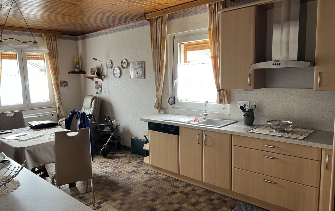 P.B. IMMO : Maison / Villa | HOLVING (57510) | 110 m2 | 228 000 € 