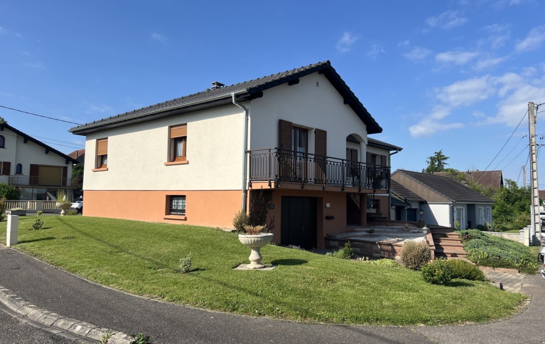P.B. IMMO : Maison / Villa | HOLVING (57510) | 110 m2 | 228 000 € 