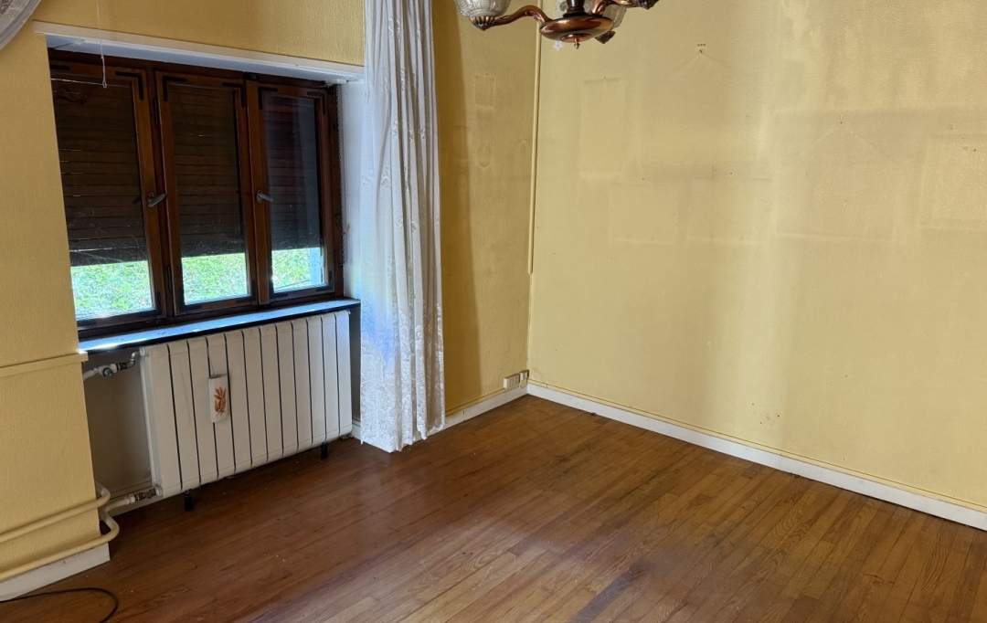 P.B. IMMO : Maison / Villa | FOLKLING (57600) | 87 m2 | 15 000 € 