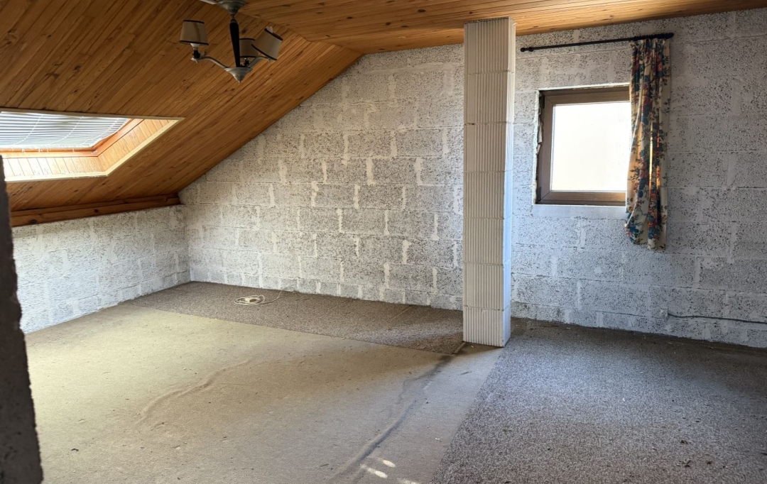 P.B. IMMO : Maison / Villa | FOLKLING (57600) | 87 m2 | 15 000 € 