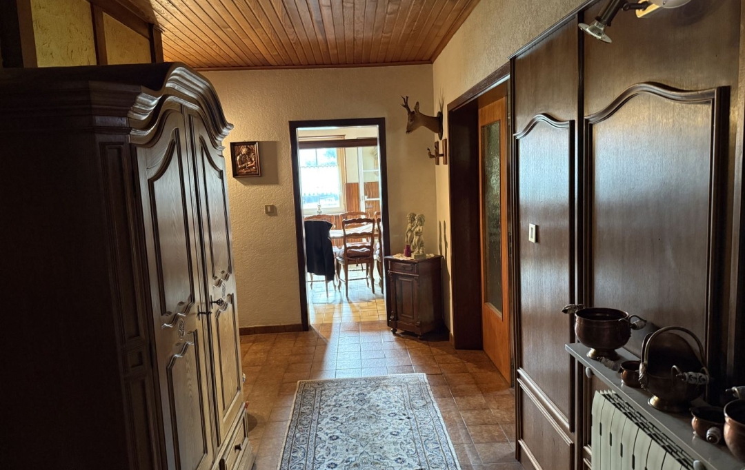 P.B. IMMO : Maison / Villa | HOLVING (57510) | 156 m2 | 228 000 € 