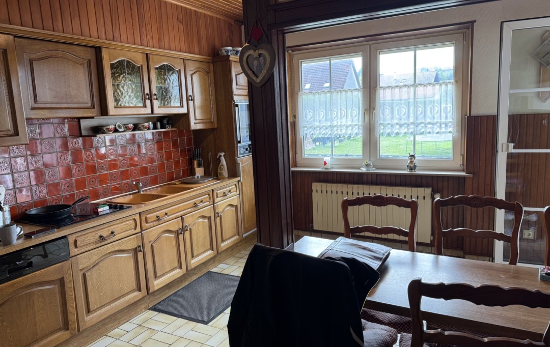 P.B. IMMO : Maison / Villa | HOLVING (57510) | 156 m2 | 228 000 € 